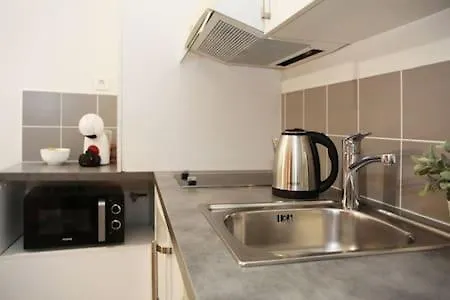 101 - Studio Confortable Avec Kitchenette Paris 5 - Flat-Guest Exterior foto